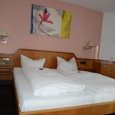Hotel Mohren Ochsenhausen Extérieur photo