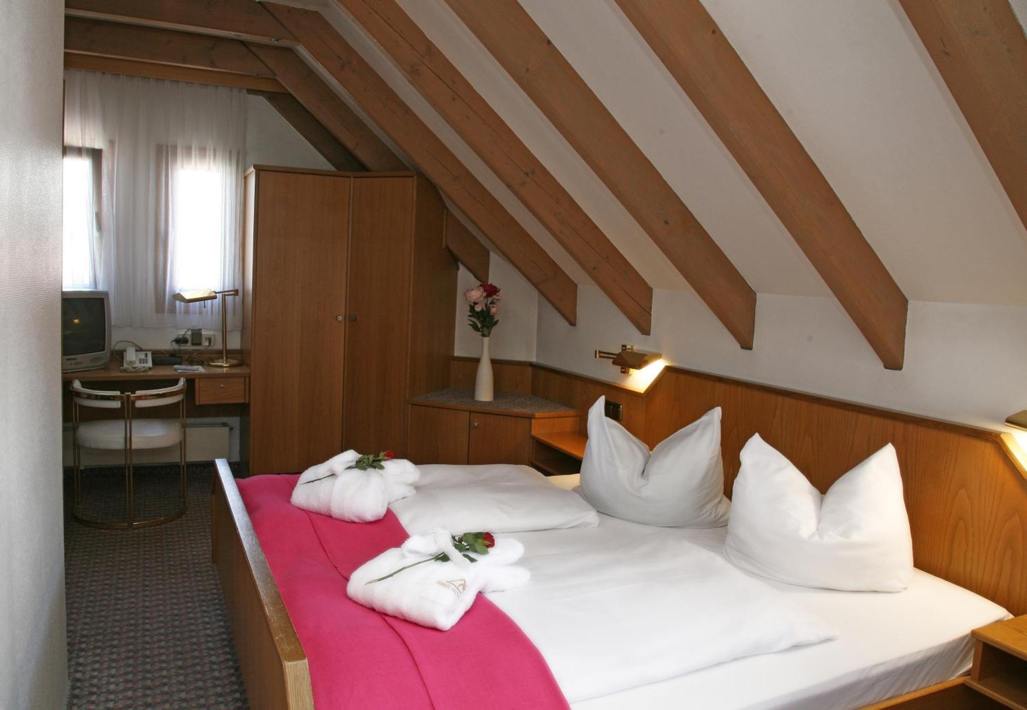 Hotel Mohren Ochsenhausen Extérieur photo